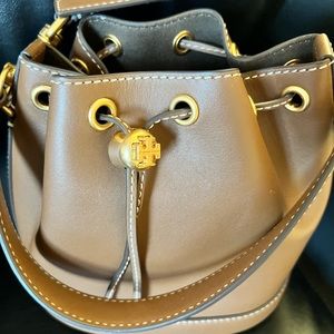 Tory Burch T Monogram Leather Bucket bag
